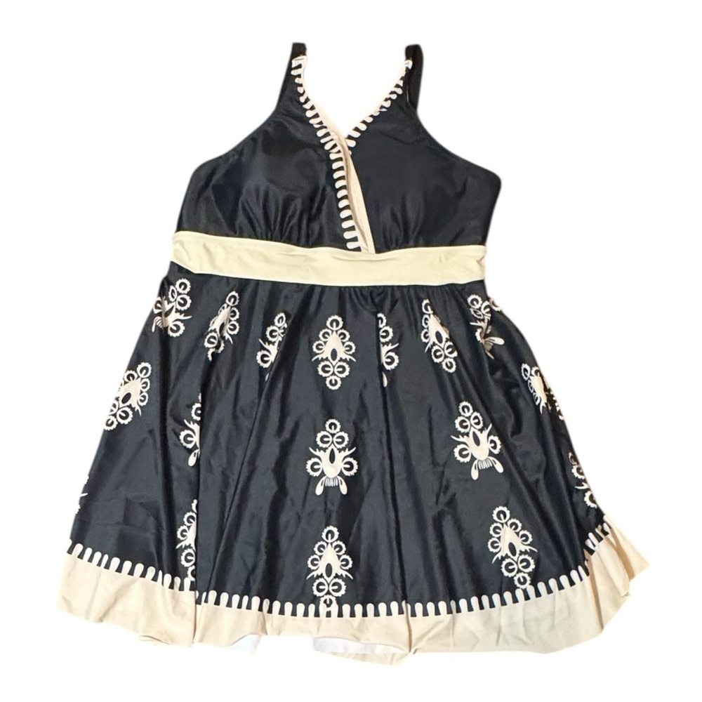 BloomChic Black and Cream Swim Coverup With Matching Bottom Size 18-20 Tankini - Picture 10 of 11